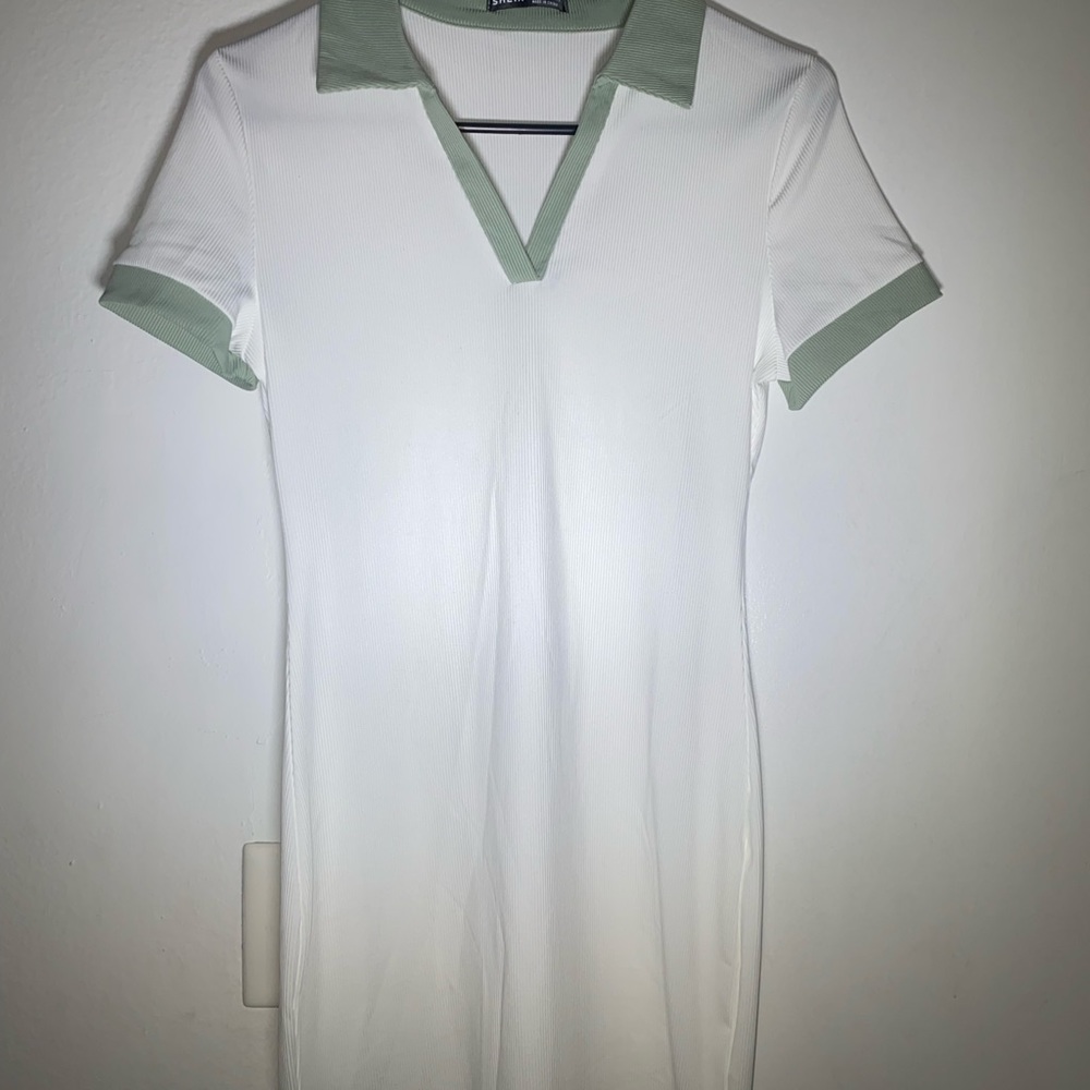 White T shirt dress